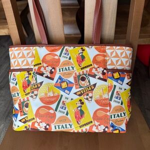 NWT Disney Italy tote bag. EPCOT World Showcase Italy Pavilion